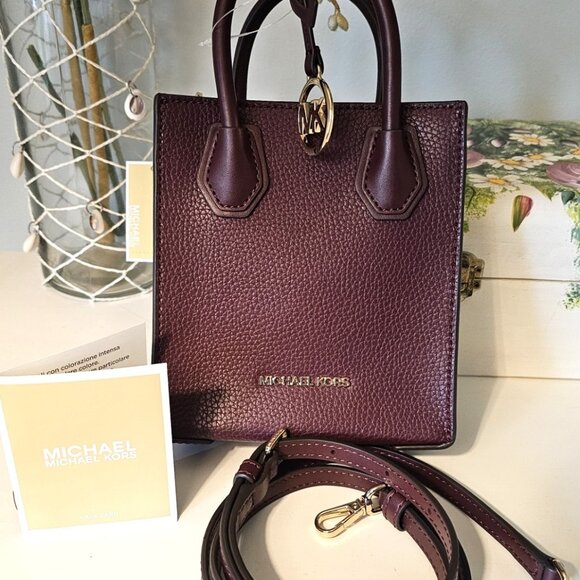 Michael Kors Mercer Leather Crossbody Bag - Picture 1 of 4